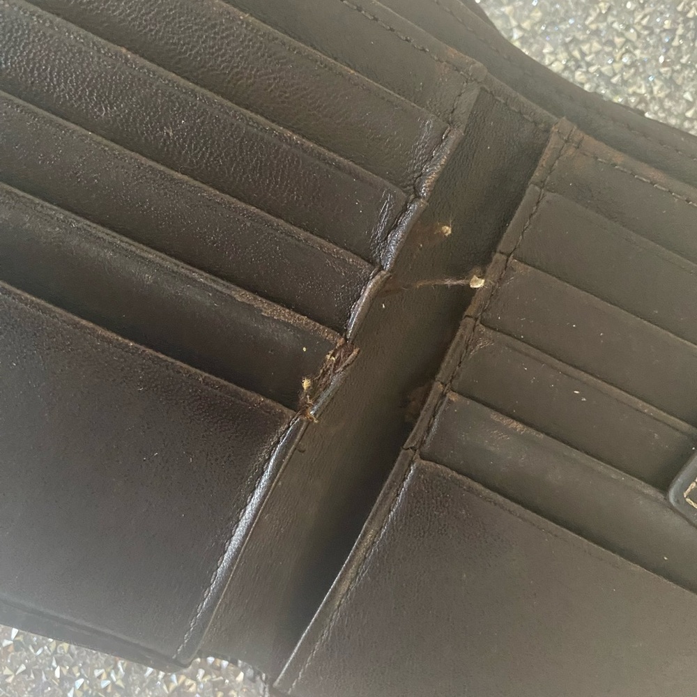 Used Coach Wallet - Picture 6 of 8